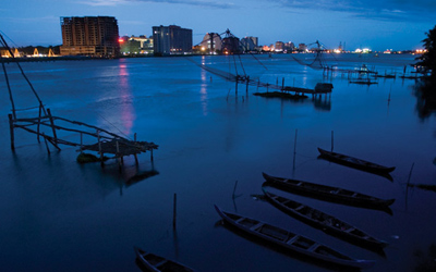 backwater tourist destination in kerala